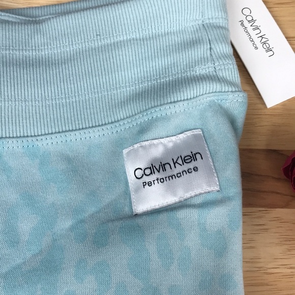 Calvin Klein Women's Performance Printed French Terry Jogger Pants - Picture 3 of 6